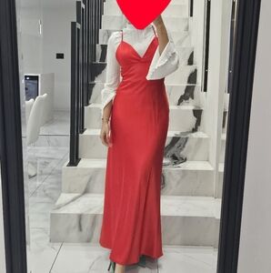 Maxi satin red dress